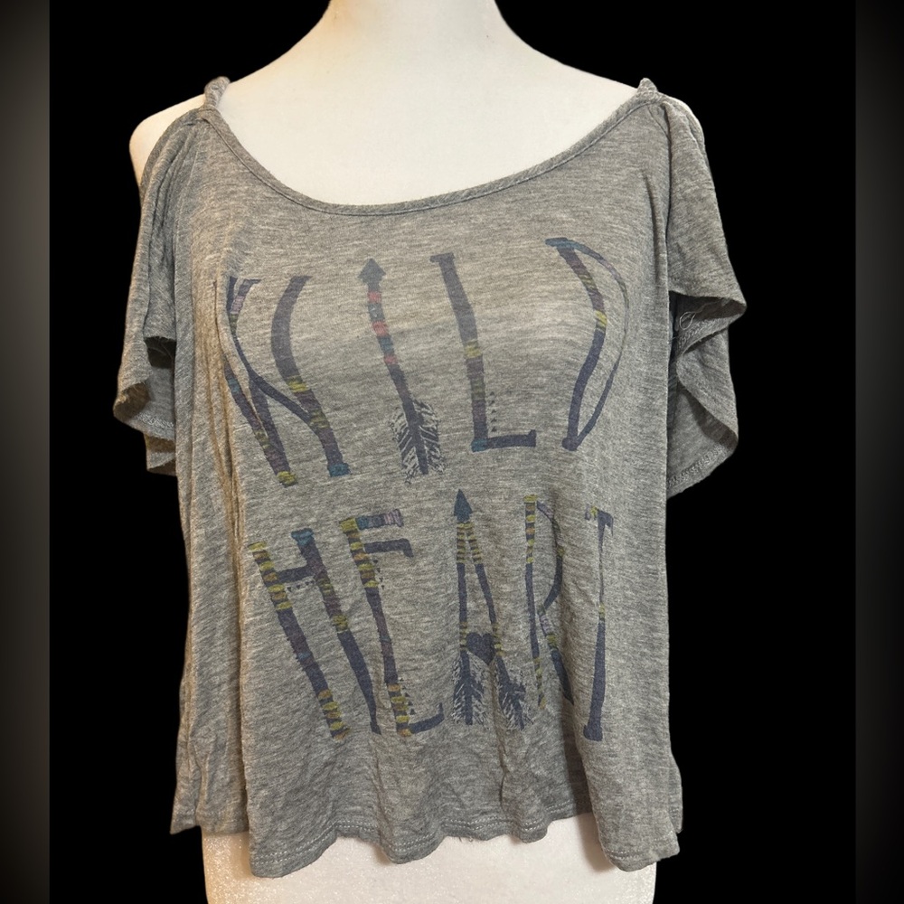 5/$20 Threads Studio Wild Heart Crop Top